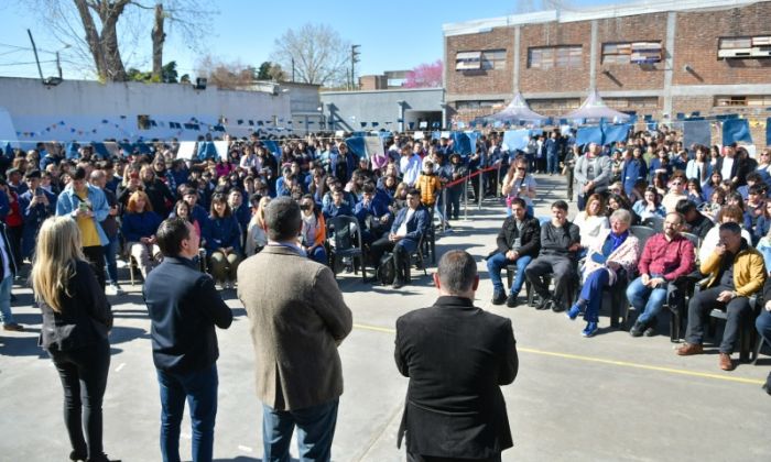 Florencio Varela - Comenzó la 11ª Expo anual en la Escuela Técnica N°2